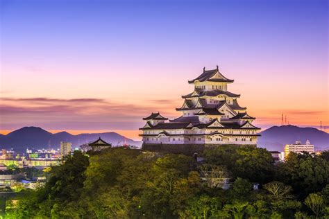 Guide to Himeji Castle - Japan Rail Pass