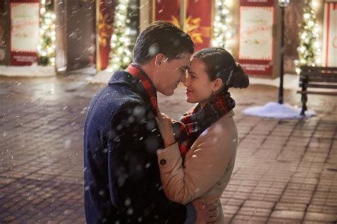 'Twas The Night Before Christmas' Hallmark Movie Premiere: Trailer ...