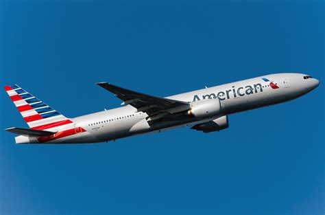 Boeing 777-200 American Airlines. Photos and description of the plane