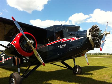 Flying an 80-Year-Old Plane | Daily Planet | Air & Space Magazine