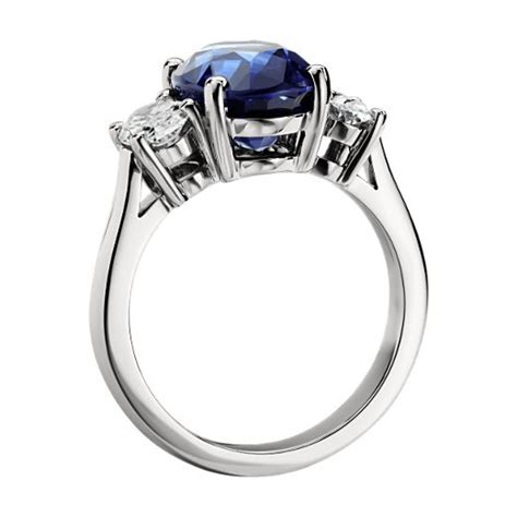 9.45 ct Oval Shape Sapphire With Oval Shape Diamond Anniversary Ring