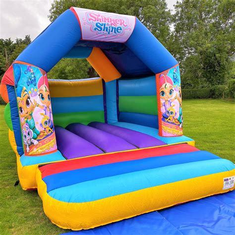 Bouncy Castles for Girls - Bouncy Castle Hire in Bedford, Milton Keynes ...