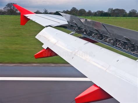 Planes wing flaps open stock photo. Image of aeroplane - 14461534