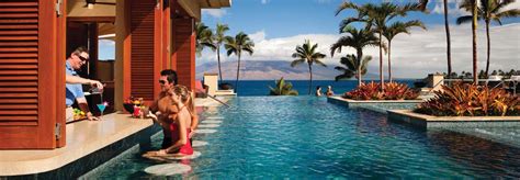 10 Best Pools in Hawaii for Adults | TravelAge West