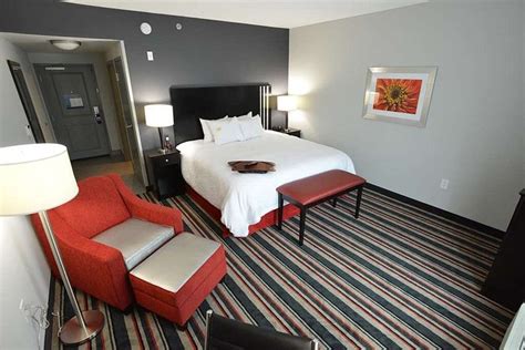 HAMPTON INN & SUITES ALBANY AT ALBANY MALL - Updated 2022 Prices ...