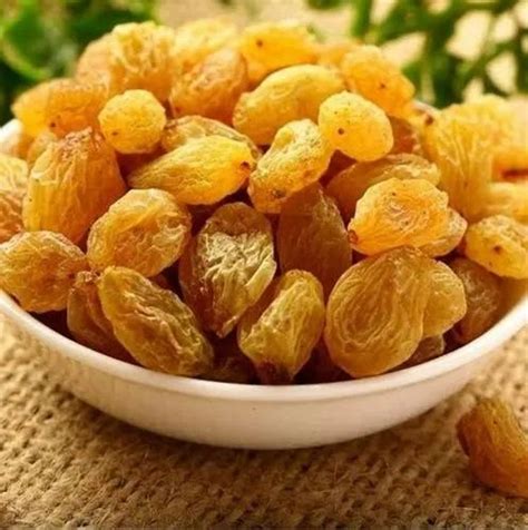 Packed Golden Yellow Raisin, Packaging Type: Packet at best price in Surat