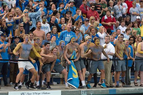 UCLA Wins 2014 Men's NCAA Water Polo Title By One Point