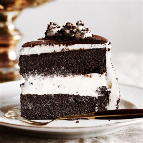 Vegan Ice Cream Cake - The Big Man's World