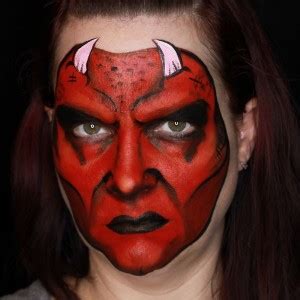 Devil Face Paint Tutorial – HalloweenMakeup