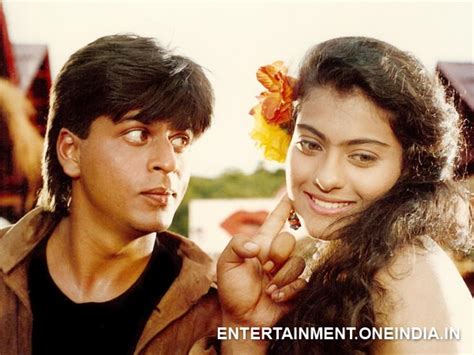 Valentine's Day Spl: Shahrukh Khan's 20 Evergreen Romantic Songs - Filmibeat