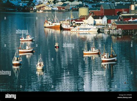 Islands Norway Lofoten Reine Fishing Boats Stock Photo - Alamy