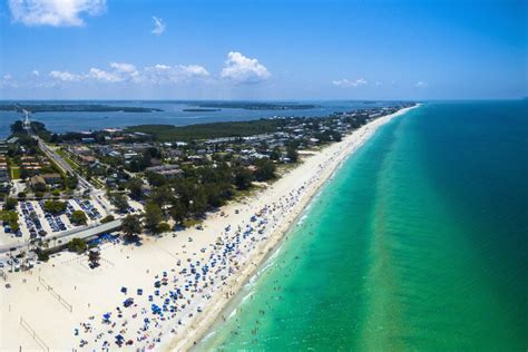 Best Beaches in Florida: Where to go and the top Florida Beach Resorts