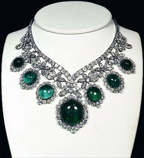 File:Emerald Necklace.png - Wikipedia