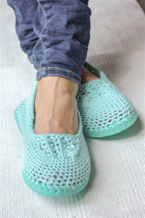 20 Free Crochet Slipper Patterns that are Perfect for Fall - Ideal Me