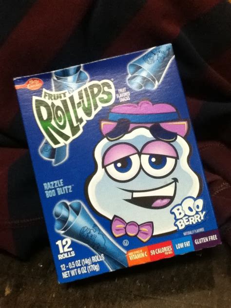 Foodette Reviews: Boo Berry Fruit Roll-Ups