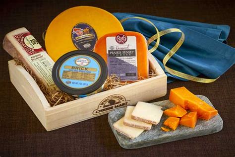 Cheese Gift Baskets from Wisconsin | Wisconsin Cheese | Wisconsin Cheese