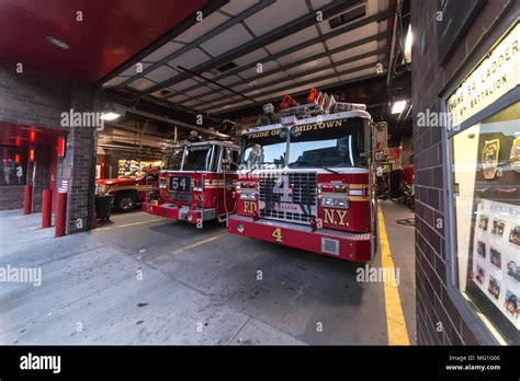 Ladder truck fdny fire department hi-res stock photography and images - Alamy