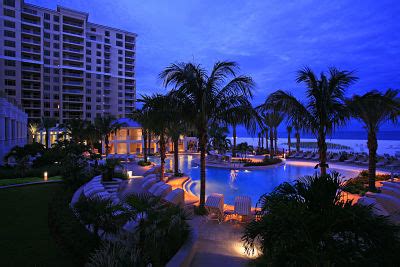 2 of the Best Resorts in Florida: Sandpearl and Longboat Key