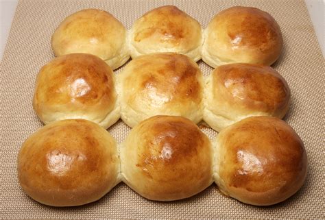 Milk bread rolls - eatpress