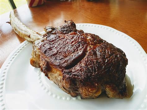 Tomahawk Ribeye Steak : r/FoodPorn