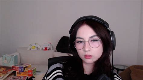 Kyedae makes a sudden hairstyle change with health update | ONE Esports