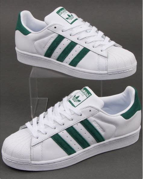 Adidas Superstar Trainers White/Green | Sapatos masculinos adidas, Calçados masculinos casuais ...