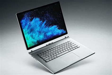 Microsoft Surface Book 2 (15-Inch, Intel Core i7, Late 2017)