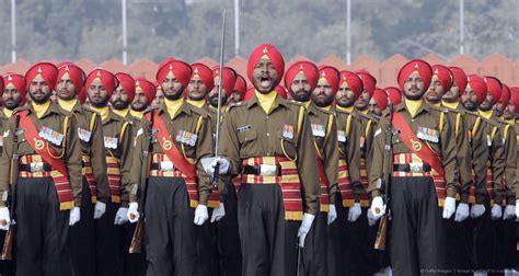 Sikh Regiment of the Indian Army. | Indian army, Sikh, Uniformed services