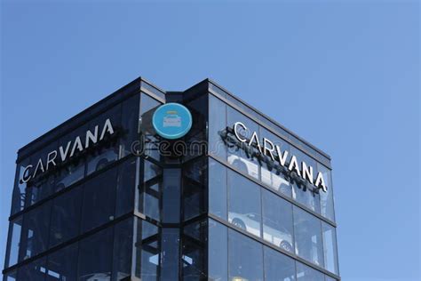 CARVANA VENDING MACHINE with LOGO Editorial Image - Image of dealership ...