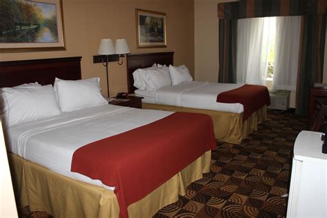 Holiday Inn Express & Suites Thomasville Thomasville, Georgia, US - Reservations.com