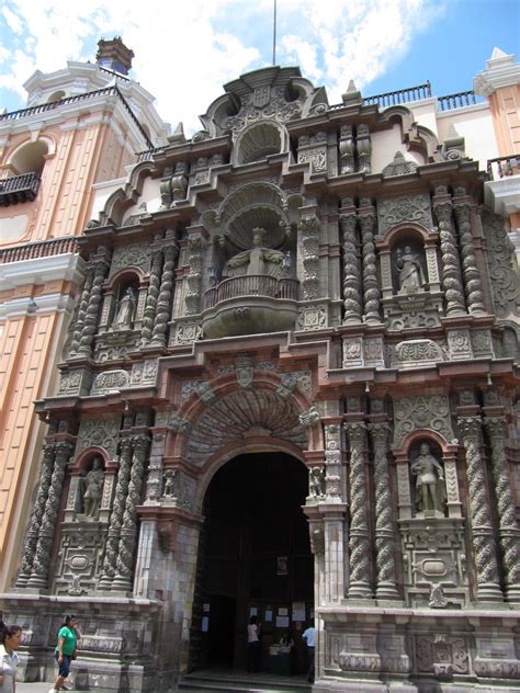 Iglesia Nuestra Señora de la Merced, Lima, Perú. La Basílica Menor y Convento de Nuestra Señora ...