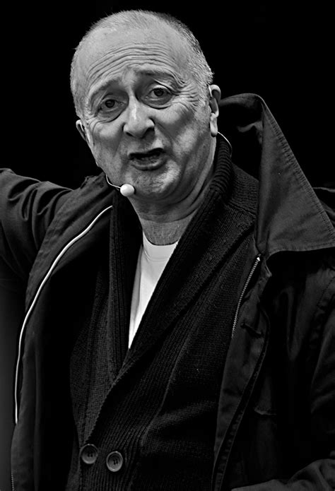 Tony Robinson — Wikipédia