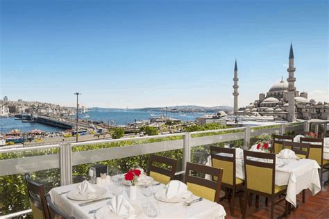 The 10 Best Rooftop Restaurants in Istanbul - Discover Walks Blog