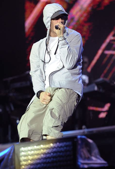 Eminem Picture 57 - Eminem Performs Live