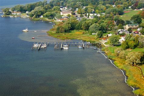 Portage Lake Marina in Onekama, MI, United States - Marina Reviews ...