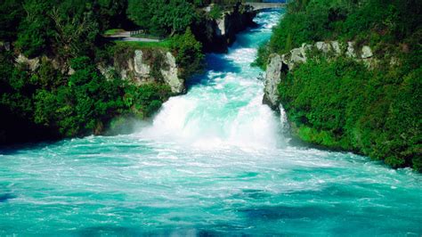 Huka Falls - Wairakei Resort Taupō