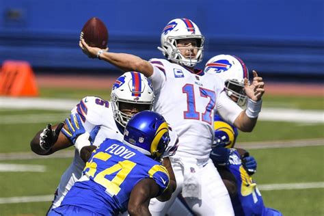 Josh Allen outdoes Bills great Jim Kelly as Buffalo tops Rams - Los Angeles Times