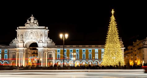 5 Reasons to Visit the Lisbon Christmas Market - Benoit Properties