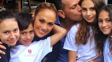 Jennifer Lopez's twins Max and Emme spark reaction in rare photo with ...