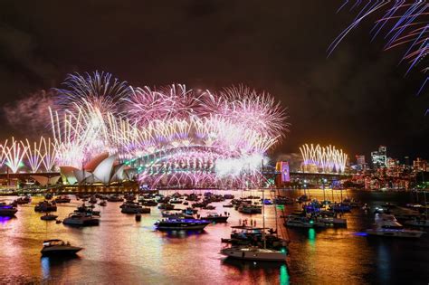 New Year 2024 news: World welcomes 2024 with a bang as Sydney spectacularly celebrates New Year ...