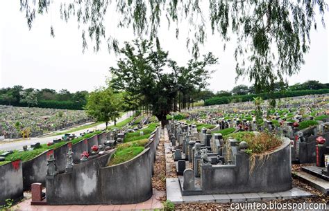 Entree Kibbles: Chinese Cemetery - A Walk with Singapore Paranormal Investigators (Part 2 ...