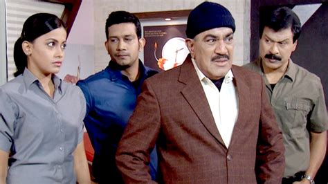 Watch CID Episode No. 922 TV Series Online - Future Death - SonyLIV