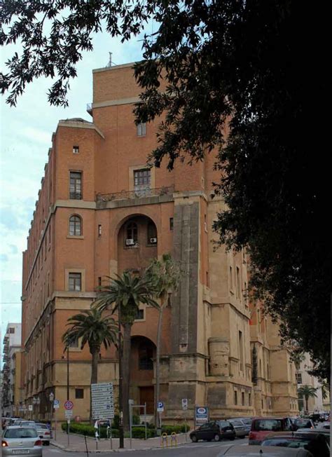 Italian fascist architecture - Built to impress like the EUR in Rome