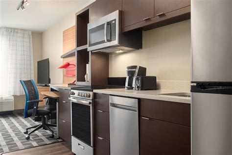 TOWNEPLACE SUITES BY MARRIOTT JANESVILLE $164 ($̶1̶7̶4̶) - Updated 2022 ...