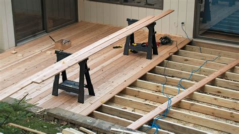 Expert Tips for Hardwood Decking: Aesthetic and Structural Considerations