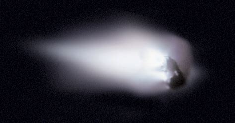 ESA Science & Technology: The Nucleus of Comet Halley