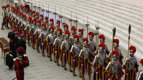 Pope tells Swiss Guard that Vatican City State is proud of their ...