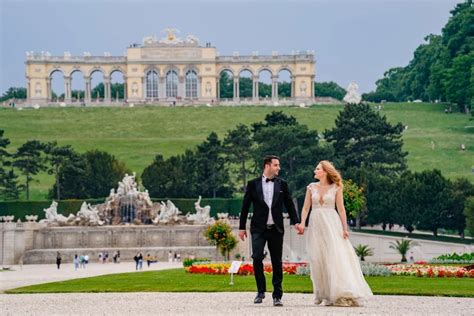 Schonbrunn Garden Venue Info on Wedding Maps