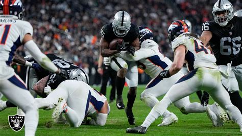 Raiders 2023 Week 18 Highlights vs. Denver Broncos | Watch the best plays of Zamir White's 121 ...