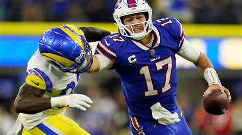 Behind Josh Allen, Bills Take Rams in Hand - The New York Times